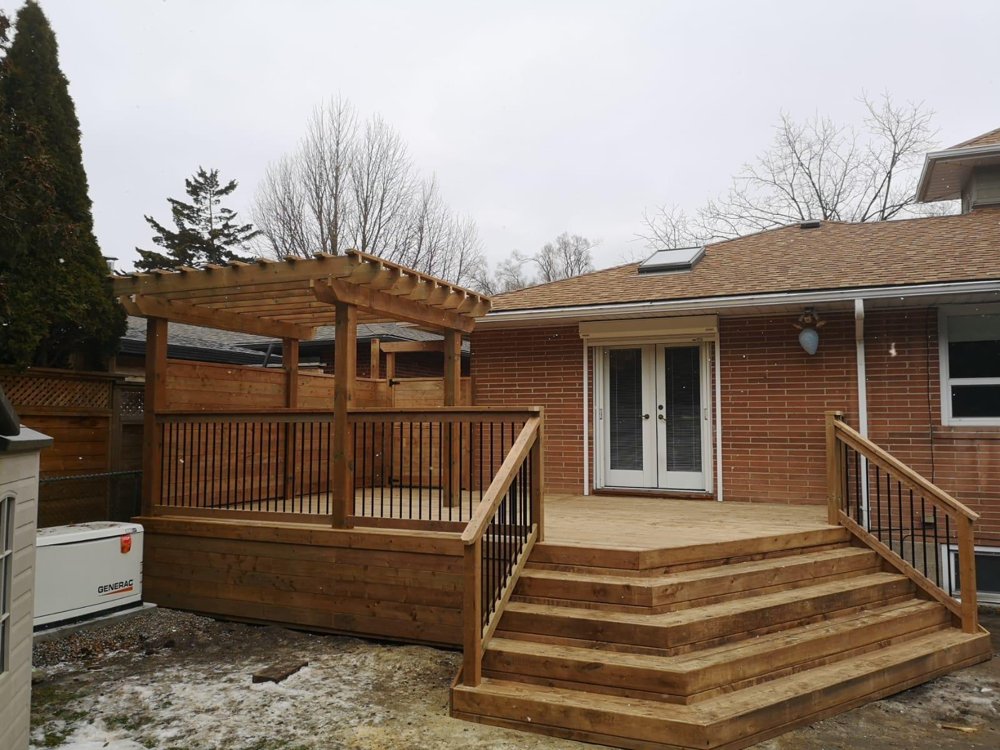 PT Deck with Arbor